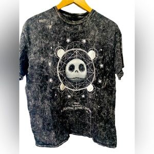 EUC Disney Nightmare before Christmas T shirt size M
